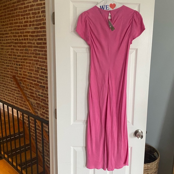 NWT J.Crew Cupro-blend midi T-shirt dress in pink size 6 - Picture 2 of 5